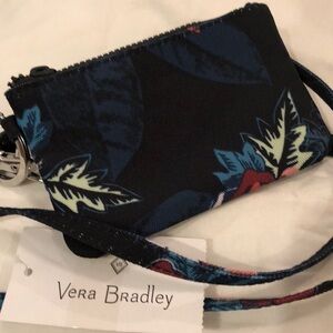 VERA BRADLEY ReACTIVE Zip ID Lanyard in Rose Foliage NWT